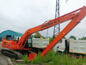 Гусеничный экскаватор LONKING CDM6240 Long Reach  (с удлиненным рабочим оборудованием)