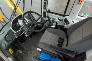 Погрузчик фронтальный LGCE L918H (ковш 0,9 м челюстной, доп. линия)