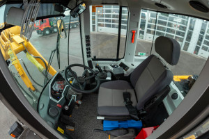 Погрузчик фронтальный LGCE L918H (ковш 0,9 м челюстной, доп. линия)