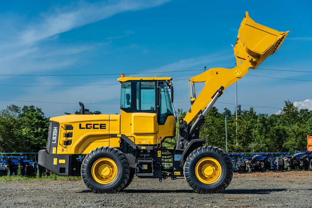 Погрузчик фронтальный LGCE L935H (ковш 1,8 м челюстной, доп. линия) копия №1767533701