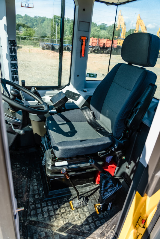 Погрузчик фронтальный LGCE L935H (ковш 1,8 м челюстной, доп. линия) копия №1767533701