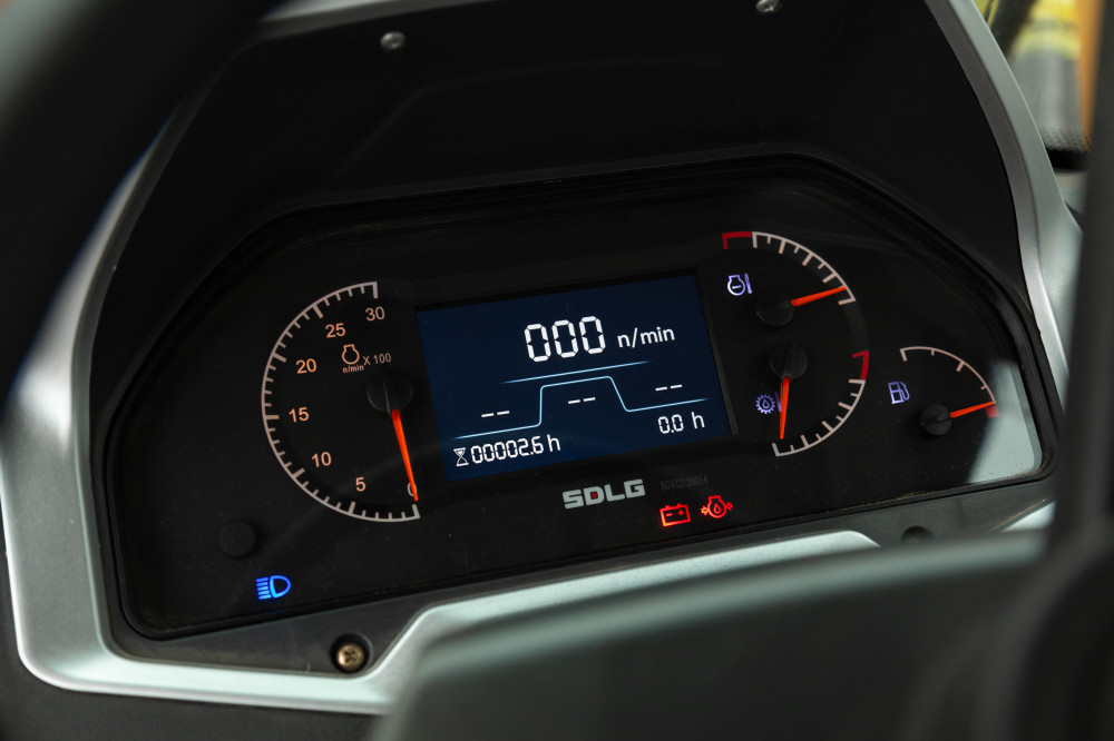 Погрузчик фронтальный LGCE L918H (ковш 0,9 м челюстной, доп. линия) копия №1767533777