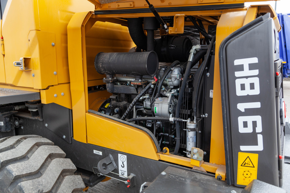 Погрузчик фронтальный LGCE L918H (ковш 0,9 м челюстной, доп. линия) копия №1767533777