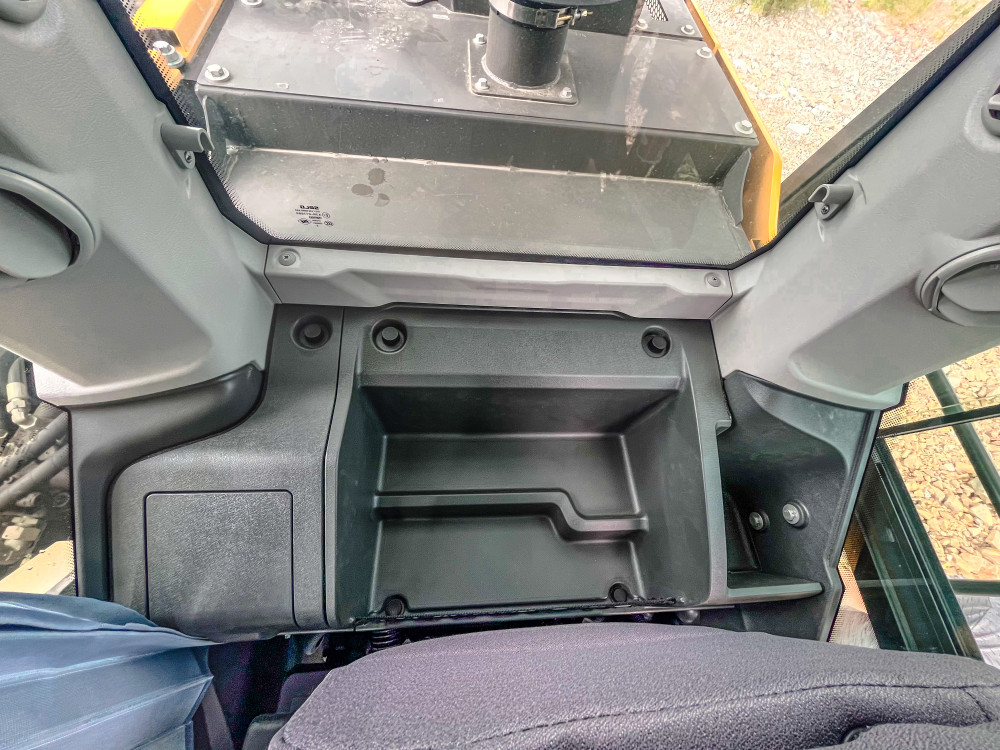 Экскаватор гусеничный LGCE E6210HNLC (Однопоточная гидролиния) Габаритный