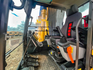 Экскаватор гусеничный LGCE E6210HNLC (Однопоточная гидролиния) Габаритный