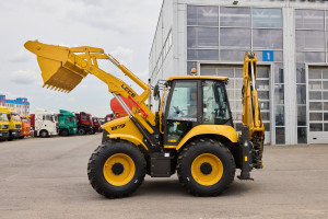 Экскаватор-погрузчик LGCE B879F (дополнительная 3X гидролиния, БСМ, RideControl)