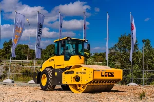 Каток грунтовый LGCE RS7120H (полный привод)