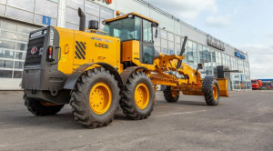 Автогрейдер LGCE G9165F (передний отвал, средний отвал)