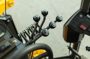 Автогрейдер LGCE G9165F (передний отвал, средний отвал)